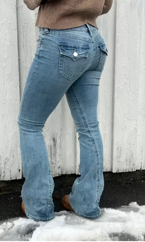 Joey Low Rise Flare Ljusblå Jeans