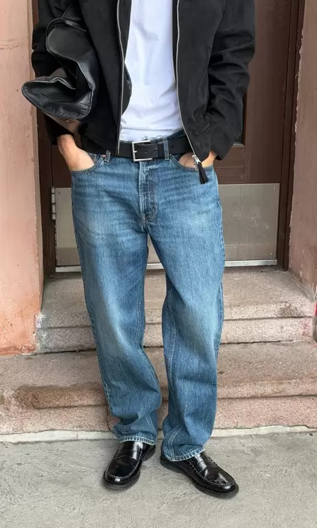 Loose Jeans