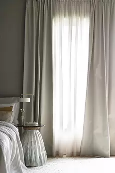 Gardin Shelby Black Out 1 Par Natur