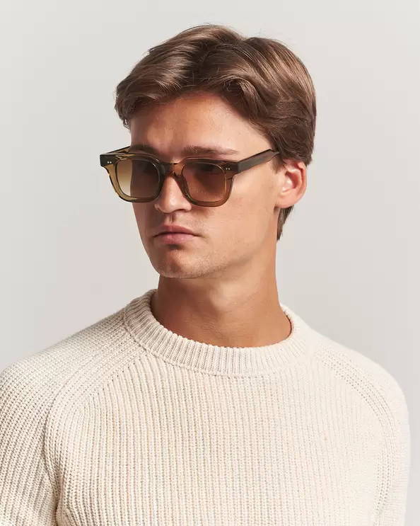 04 SunglassesGreen