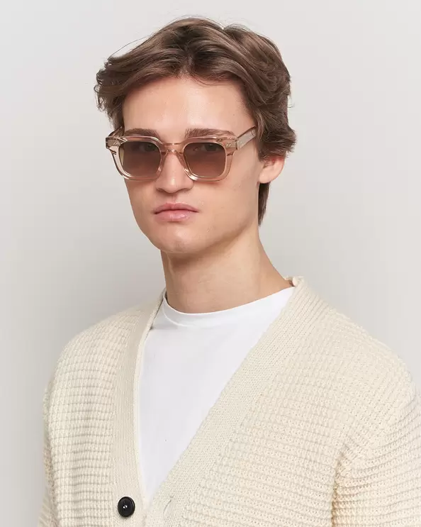 04 Sunglasses Ecru