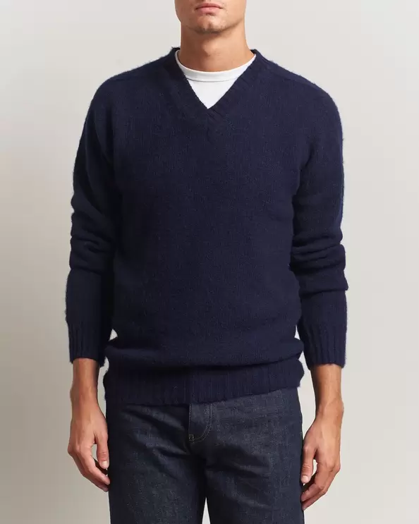 Harley Of Scotland Brushed Supersoft Lambswool V-Neck Navy