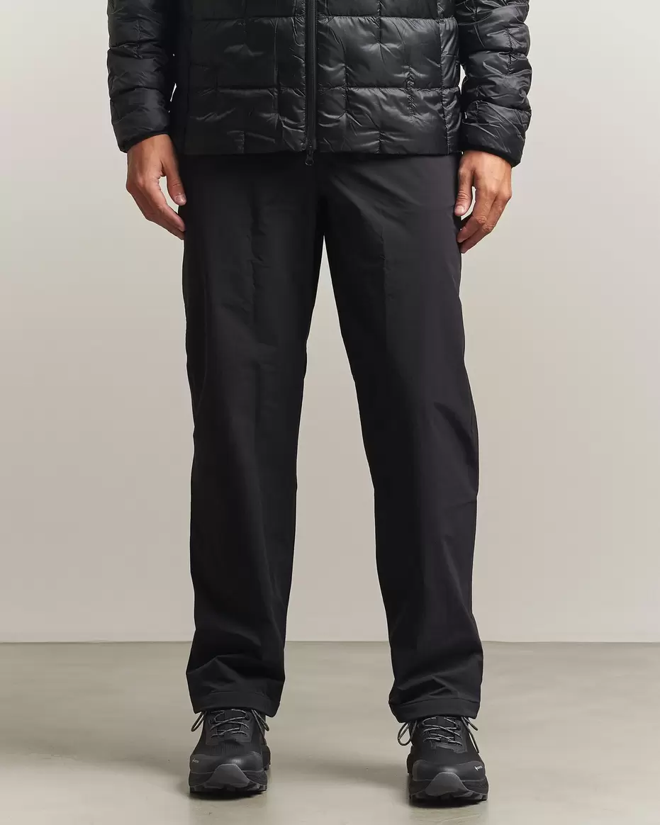 Levante Pants True Black