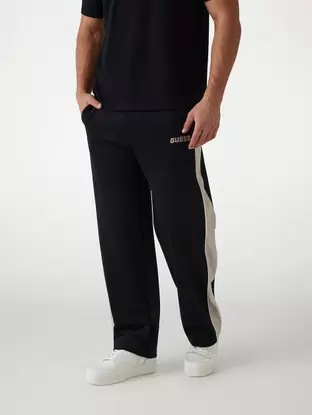 Standart kalıp jogger pantolon.