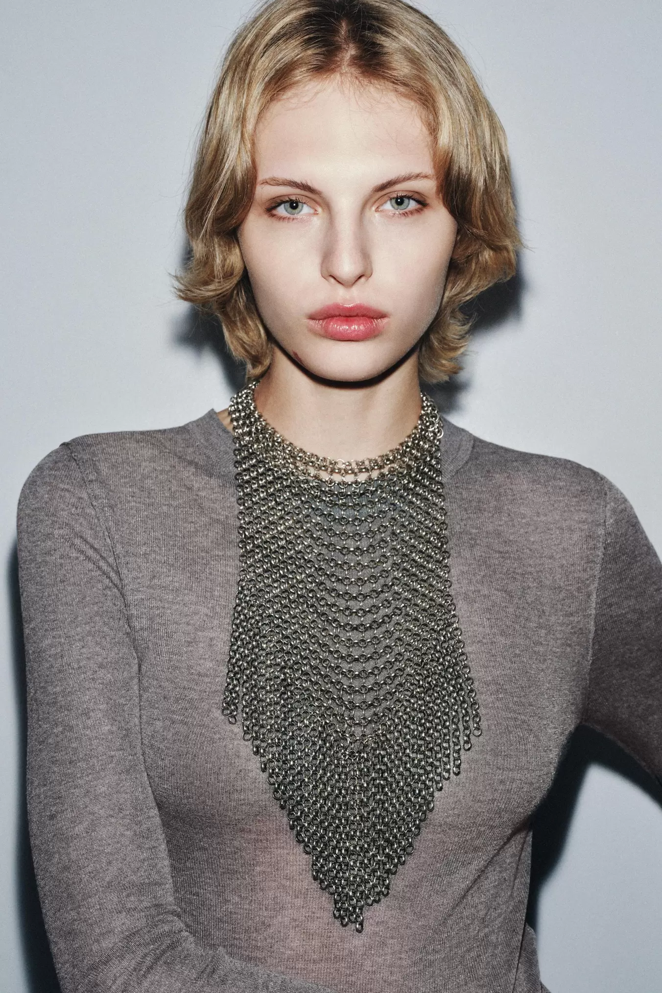 RING BIB NECKLACE