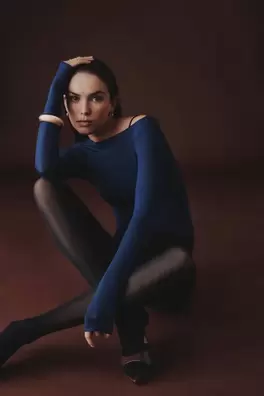 Camiseta con cuello barco en cashmere de manga Lar...