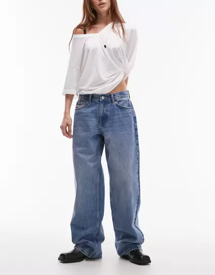 TOPSHOP Niedrige Taille Locker geschnitten Jeans