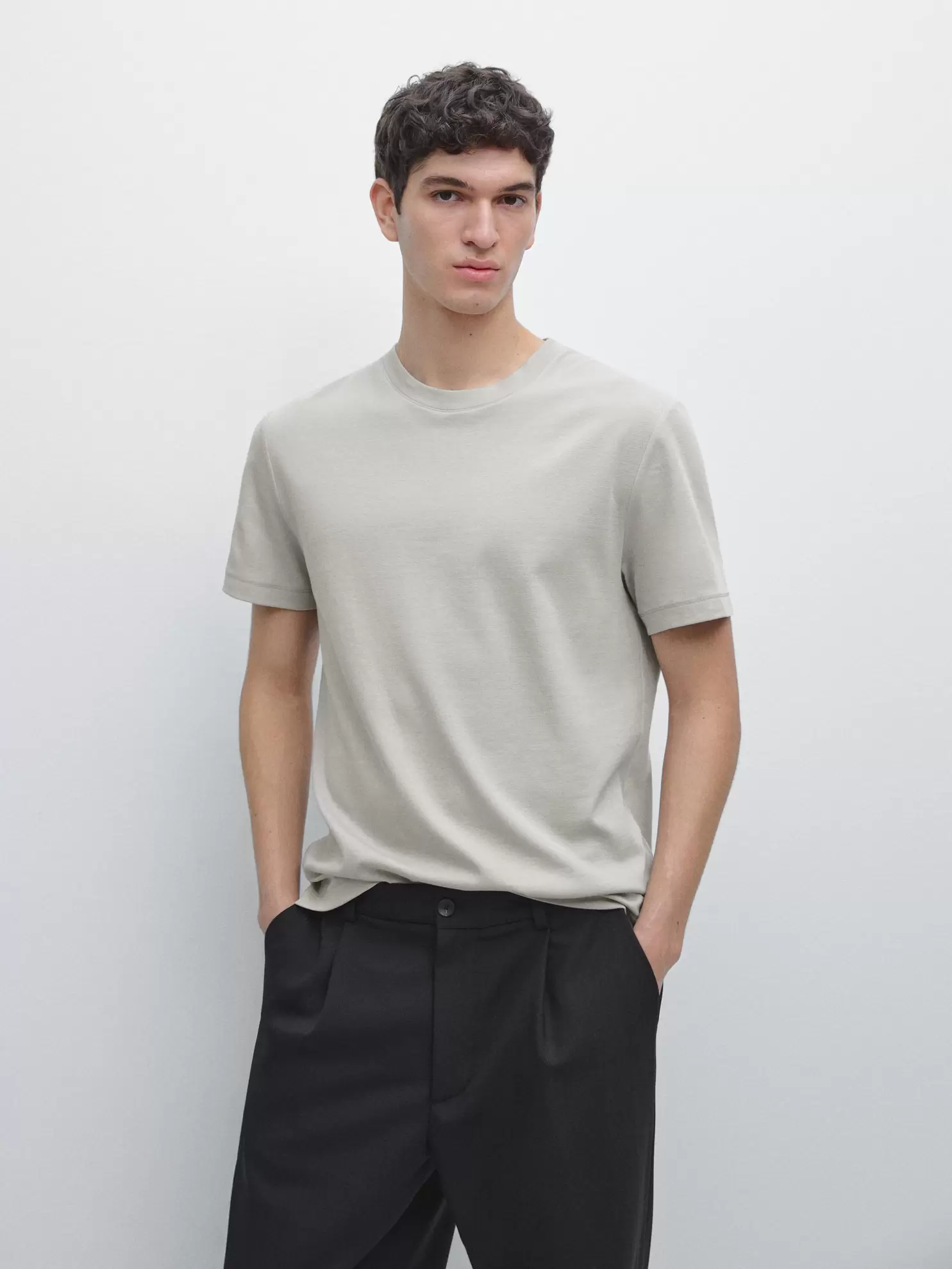 Pamuklu kısa kollu t-shirt