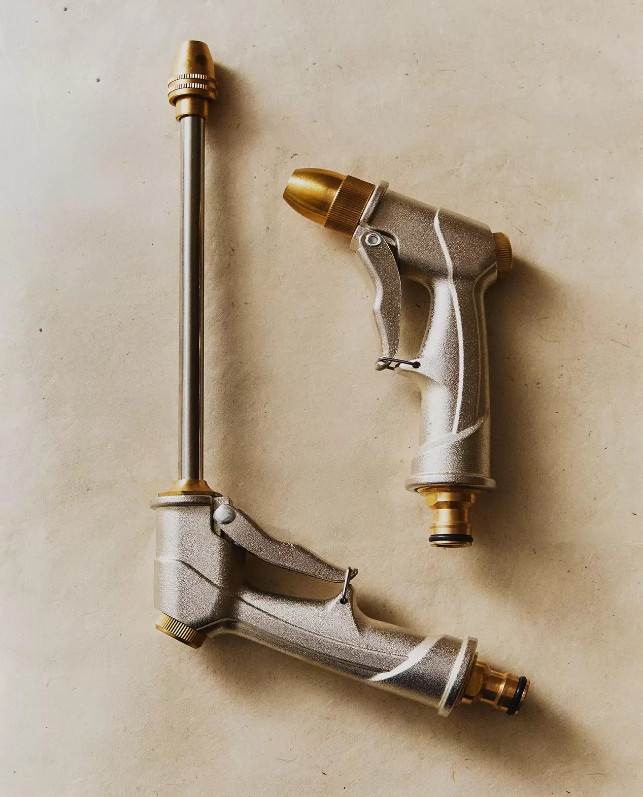 ÇOK YÖNLÜ BAHÇE SULAMA TABANCASI