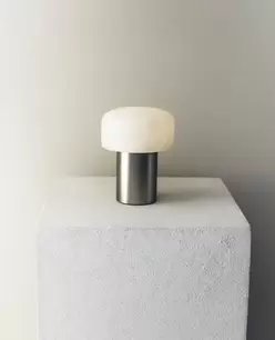 KABLOSUZ METAL KAYMAK TAŞI MASA LAMBASI