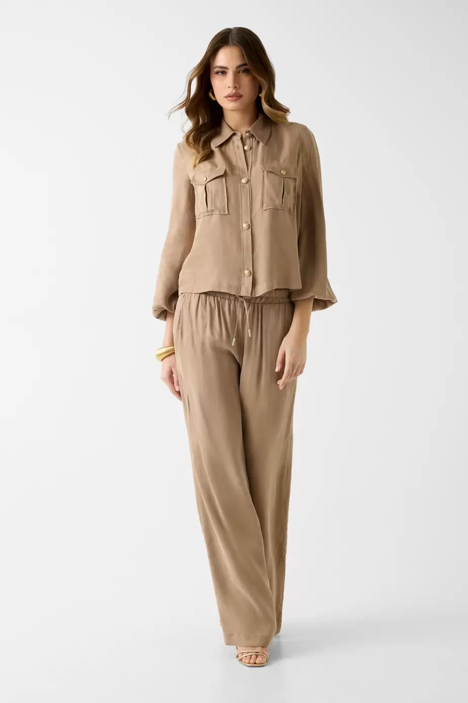 Pantalones jogger de pierna acampanada de twill