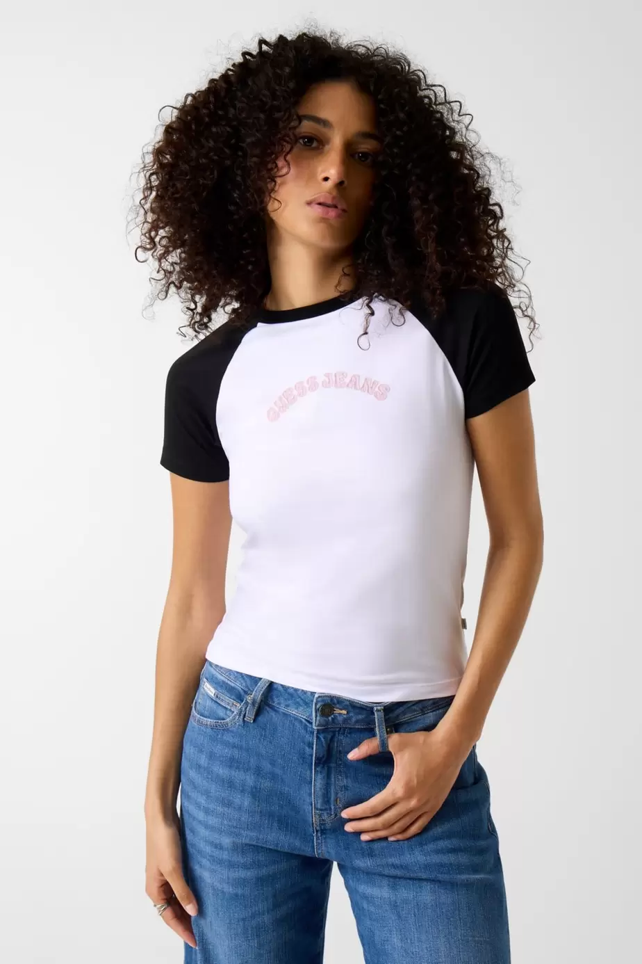Camiseta con logo impreso