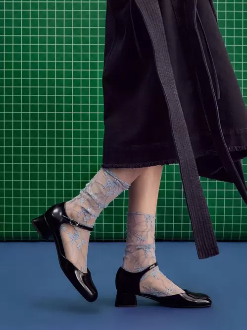 D'Orsay Ankle-Strap Pumps  - black box
