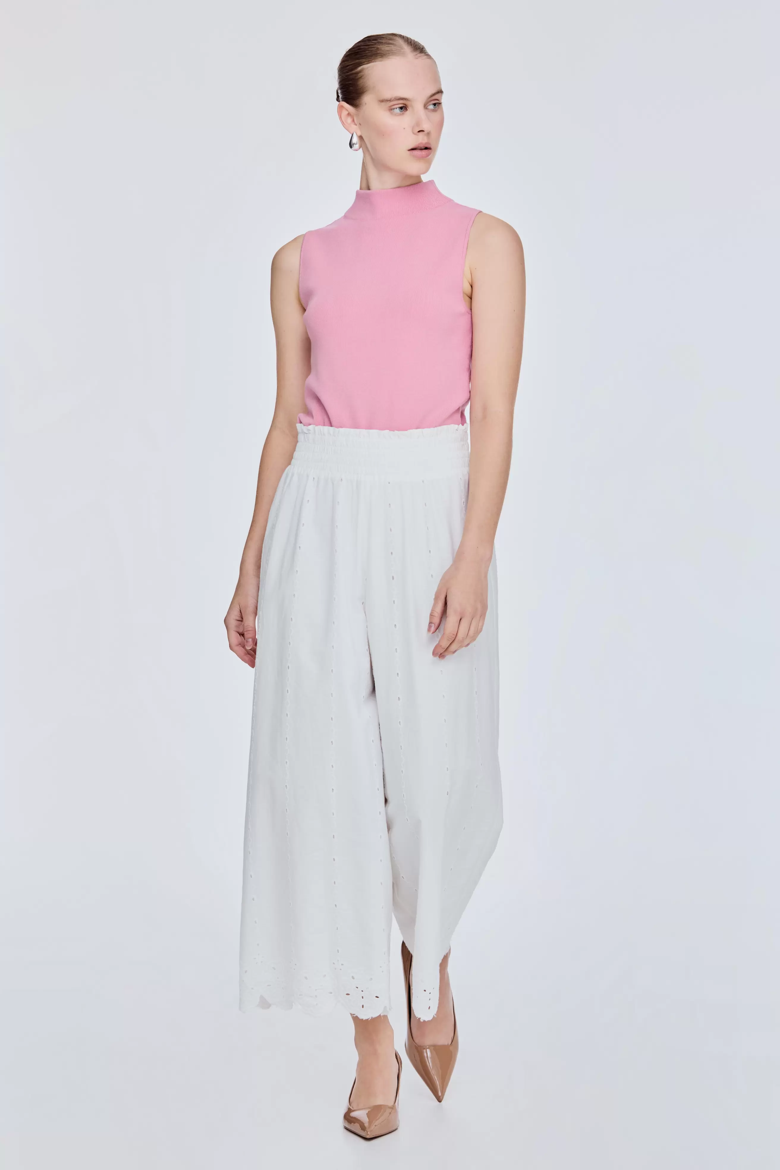 Wide Scalloped Hem Pants