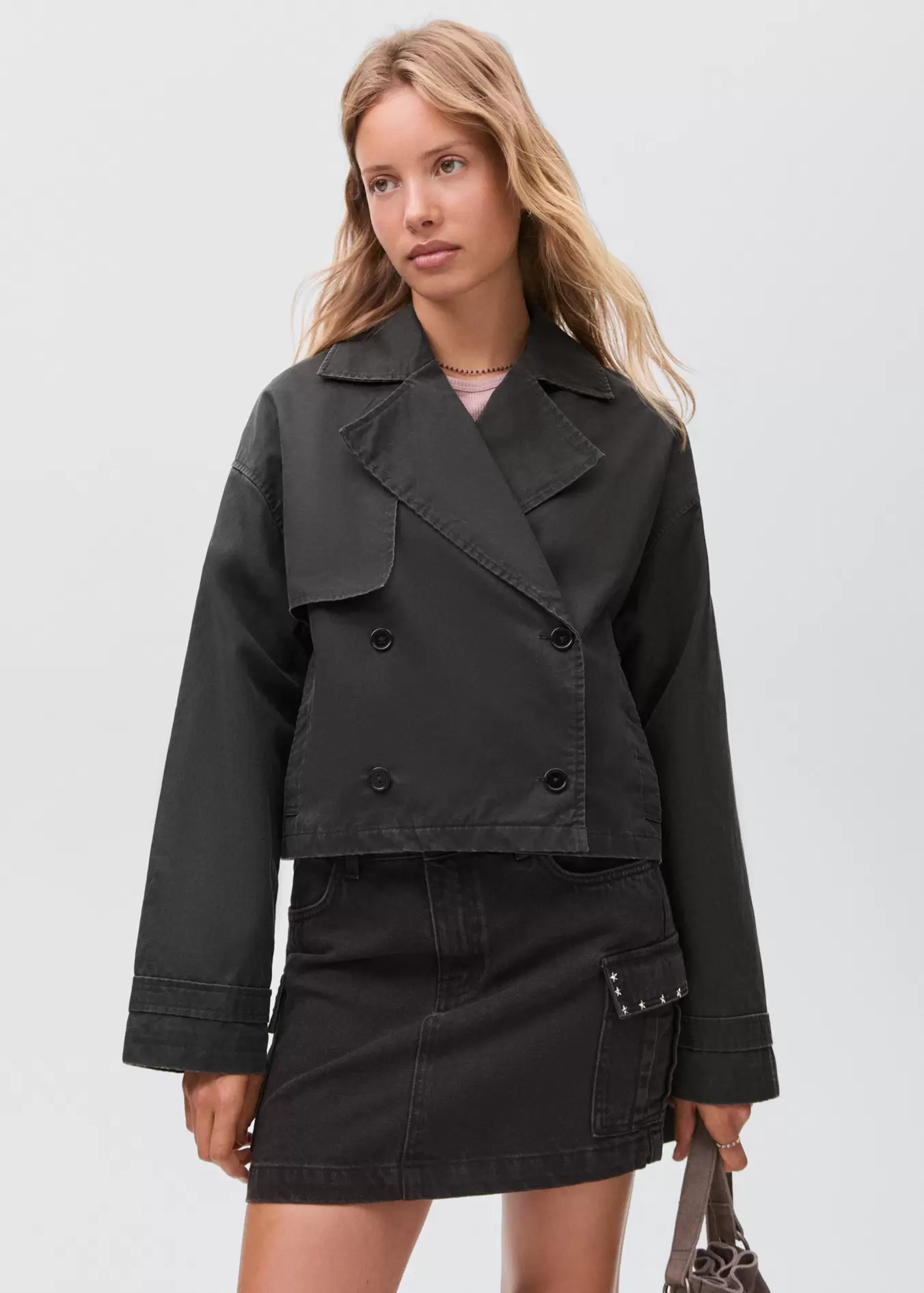 Short trench coat