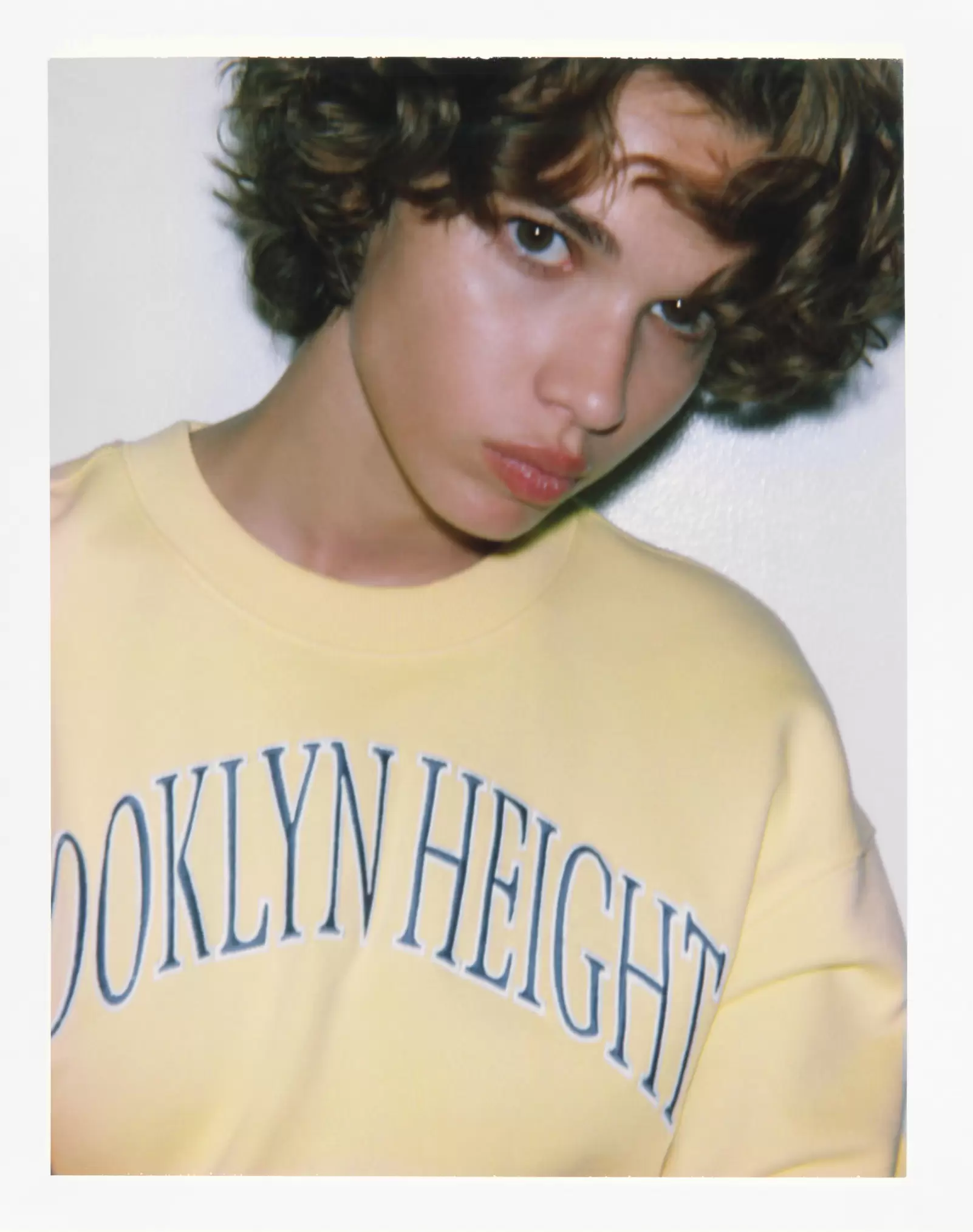 EMBROIDERED SLOGAN PLUSH SWEATSHIRT