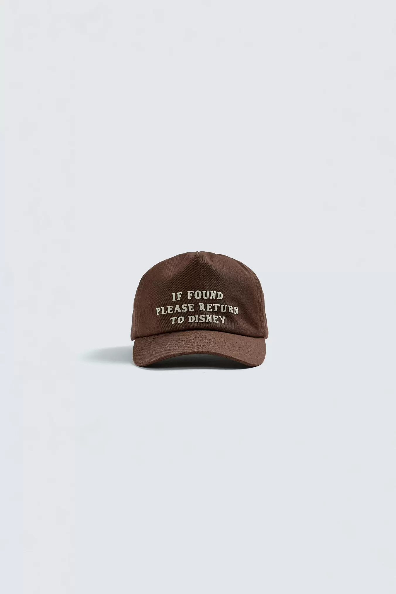 TEXT CAP HARRY LAMBERT FOR ZARA X DISNEY