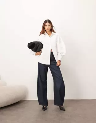 ARRANGE Sydney denim barrel leg jean in indigo
