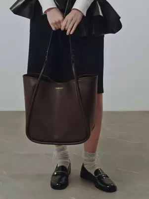 Lyla Tubular Slouchy Tote Bag - espresso brown