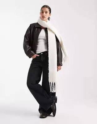 Pieces super soft long tassle scarf in white