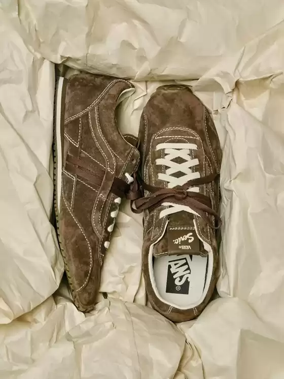 Vans katalog | Vans leták | 2025-11-04T00:00:00.000Z - 2025-11-24T00:00:00.000Z