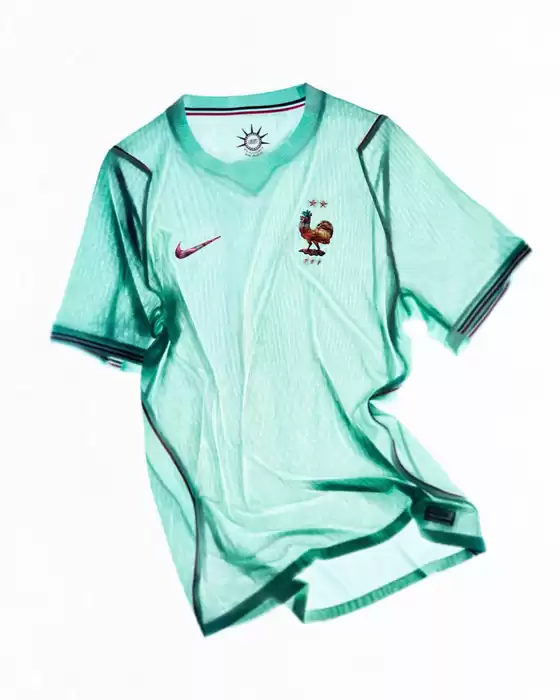 Sport Chek catalogue | Save now with our deals | 2026-04-09T00:00:00.000Z - 2026-04-23T00:00:00.000Z