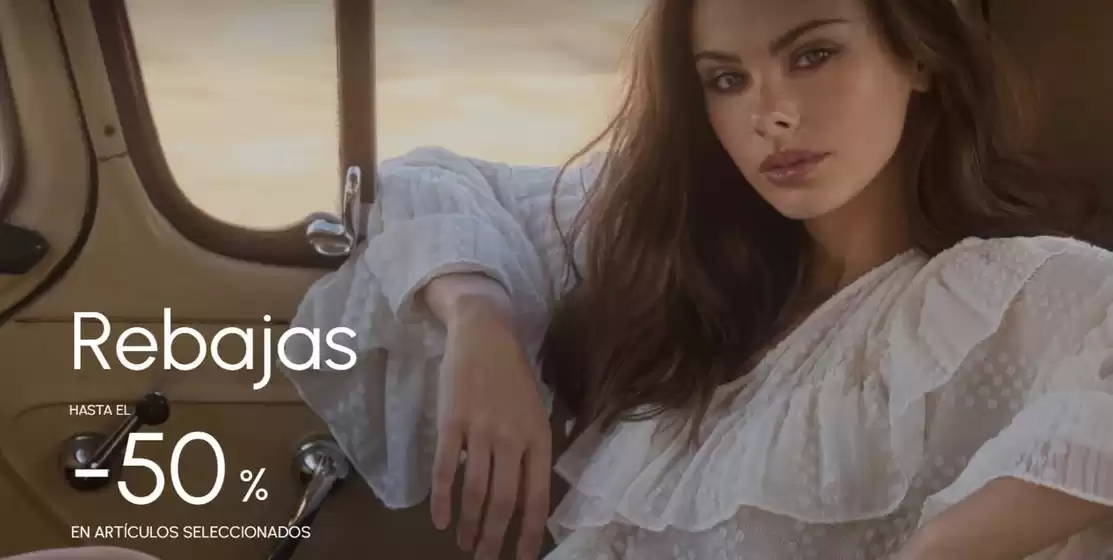 Catálogo Guess en Valdepeñas | Hasta el -50% en artículos seleccionados | 2026-07-17T00:00:00.000Z - 2026-07-30T00:00:00.000Z